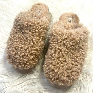 Ugg Curly Platform Slippers